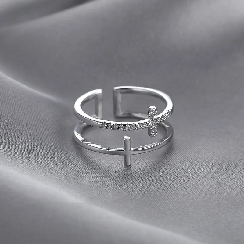 Bague en croix