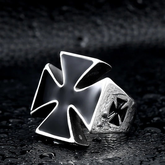 Bague croix de fer