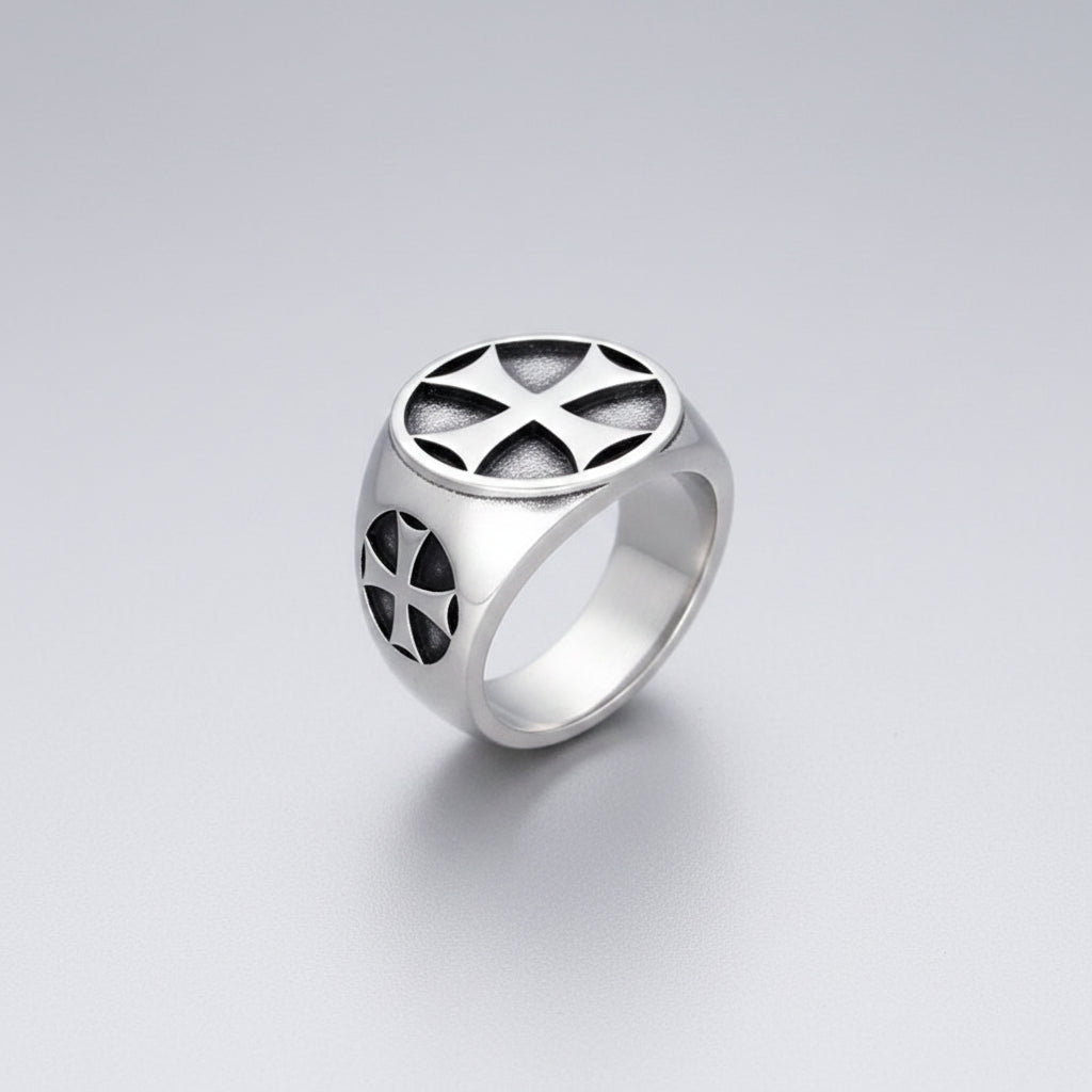 Bague croix de malte