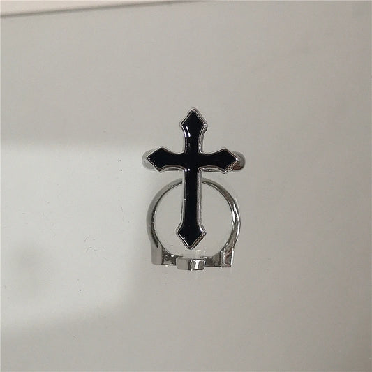 Bague croix fond noir
