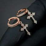 Boucles d'oreilles créoles avec croix - Vignette | Vera Croix