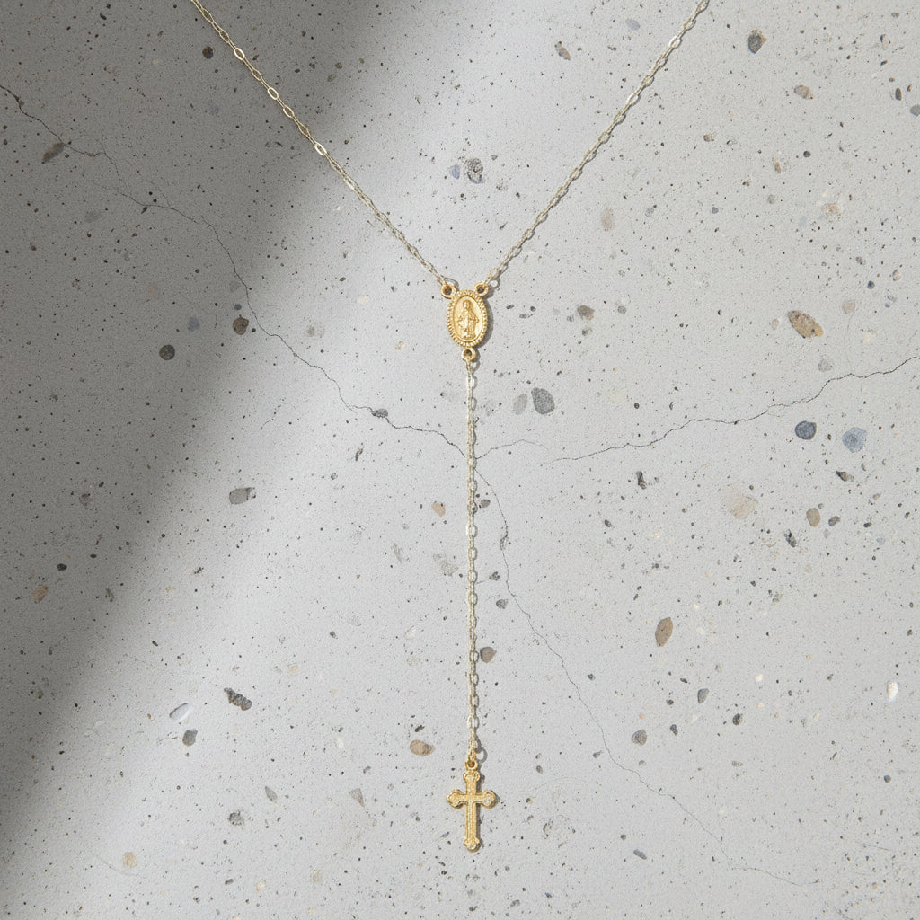 Collier cravate croix