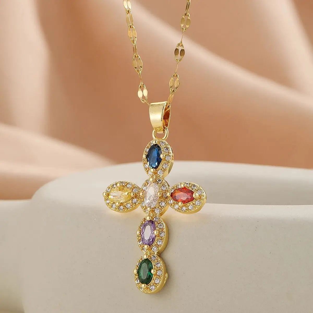 Collier croix multicolore