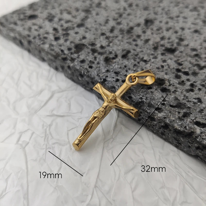 Pendentif en or croix
